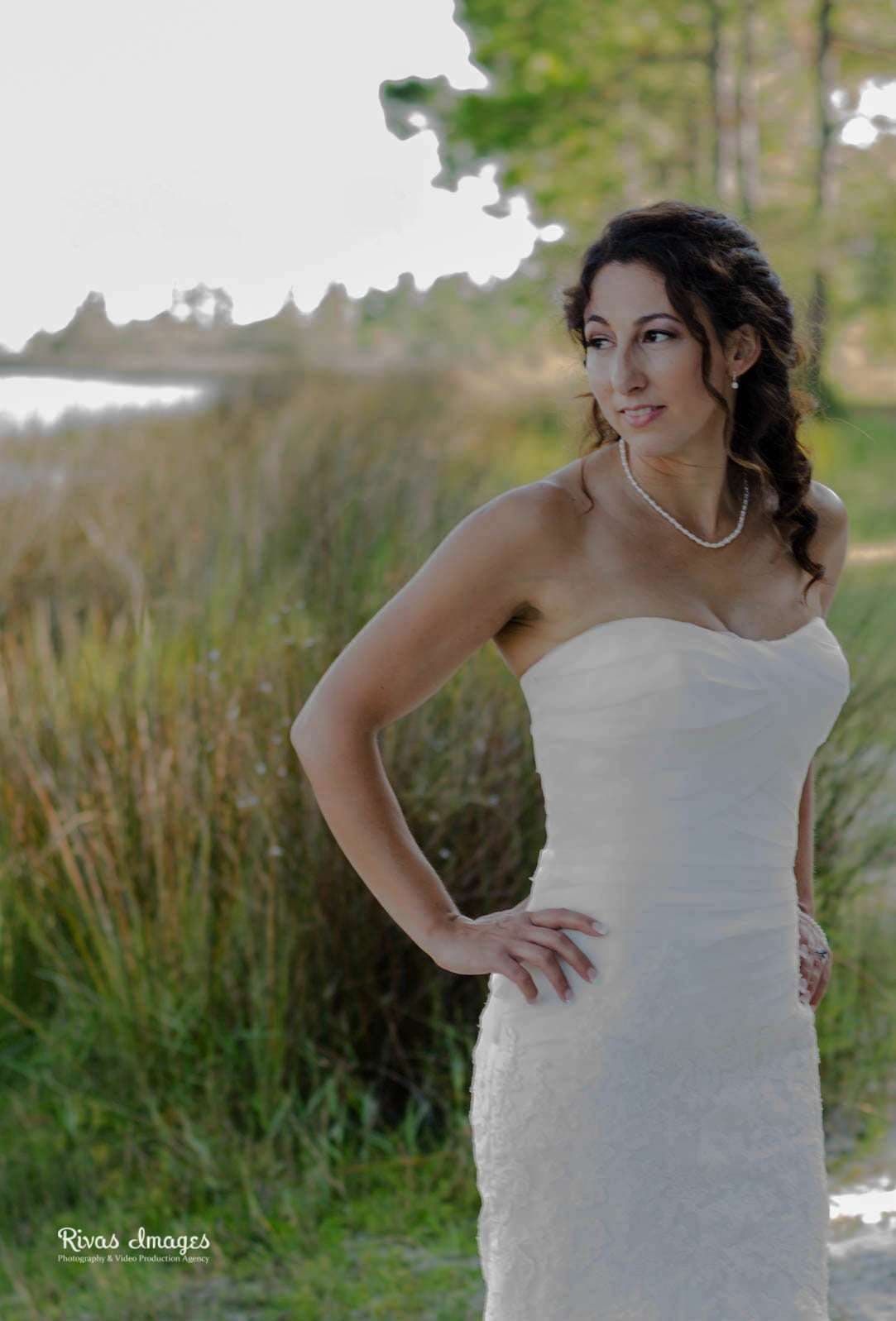 Romantic Rustic Wedding at Camp Helen State Park — photo 10